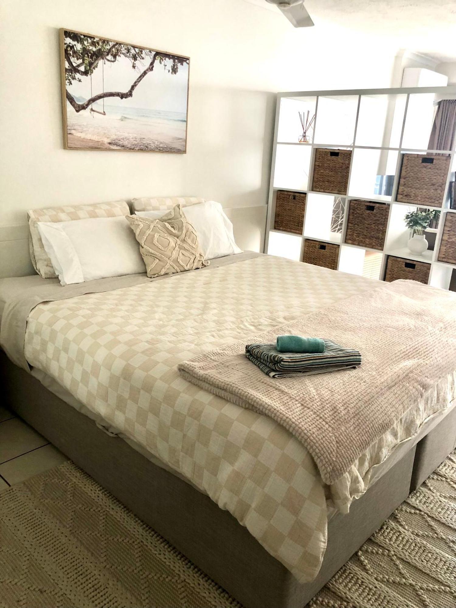Equinox - Your Front Retreat! Apartment *